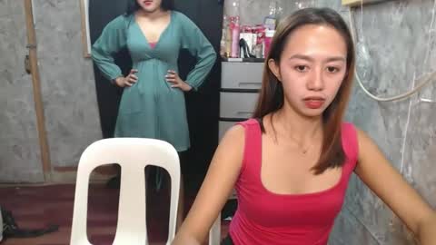 Snapshot of ursweetpinky chatting on 04.25.26 ursweetpinky online show from 04.25.26