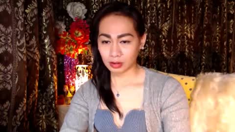 Snapshot of urtimelessbeauty chatting on 01.28.25 Merca online show from 01.28.25