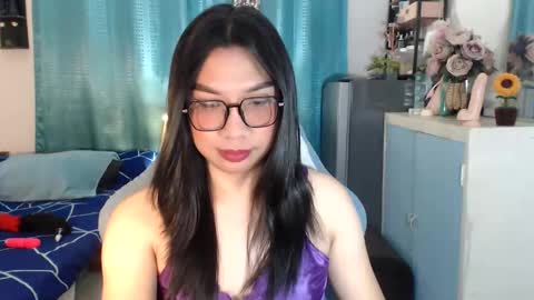 Snapshot of urwetasianprincessxx chatting on 06.10.26 Ashley Kate Mateo Gray online show from 06.10.26