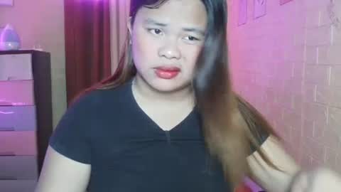 Bella Miles Olivia online show from 01.23.25