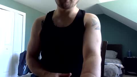 Snapshot of usamalemgj chatting on 02.14.25 JayDee20420 online show from 02.14.25