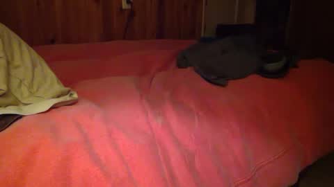 Snapshot of useemie chatting on 01.18.25 useemie online show from 01.18.25