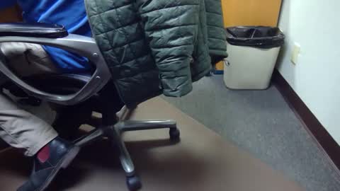 Snapshot of useemie chatting on 03.12.25 useemie online show from 03.12.25