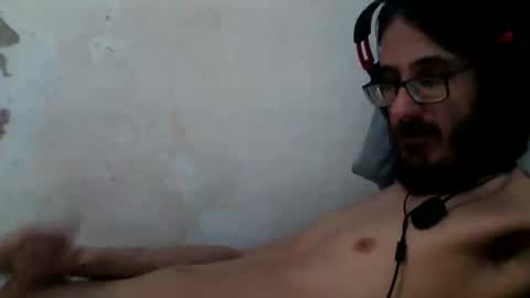 Snapshot of v1n1c1us chatting on 12.14.25 Vinicius online show from 12.14.25