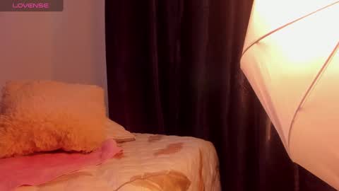 Vahiolet smith online show from 12.29.24