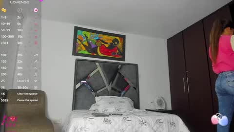 Vahiolet smith online show from 10.15.25