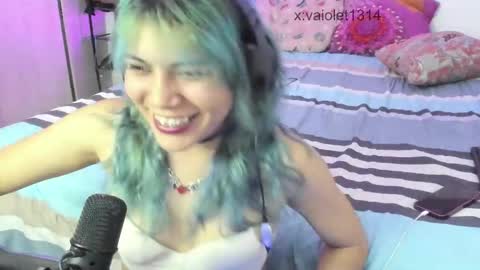 Vaiolet1314 online show from 01.06.26