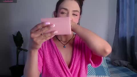 Snapshot of valen_thompson chatting on 05.17.26 IG-valen mendoza99 twitter valenthompson99 online show from 05.17.26