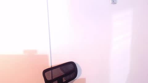 Snapshot of valen_tina33 chatting on 06.30.26 Valentina online show from 06.30.26