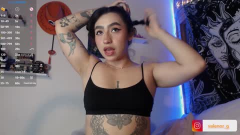 Snapshot of valenor_ chatting on 01.30.25 valentina online show from 01.30.25
