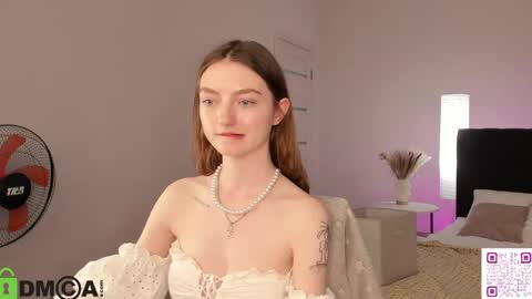 Snapshot of valenora1 chatting on 05.16.26 Nora online show from 05.16.26