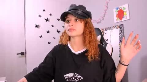 Snapshot of valent_27 chatting on 07.14.26 Valentina online show from 07.14.26