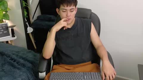 Valentin  online show from 11.20.25