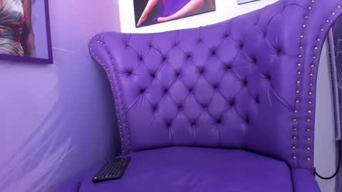 VALENTINA  online show from 05.03.26
