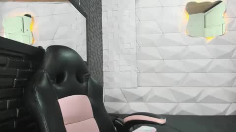 Valentina online show from 01.08.25