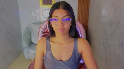 Snapshot of valentina_gomez_s chatting on 06.13.26 Valentina online show from 06.13.26