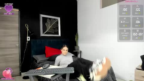 valentina_herrrera online show from 06.05.26