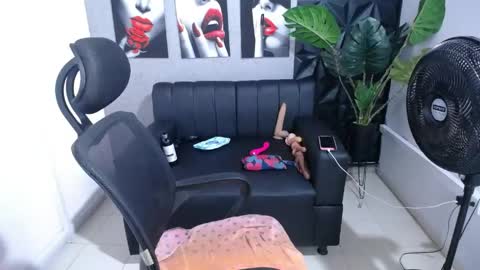 Valentina  online show from 05.06.26