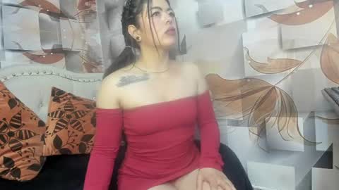 Snapshot of valentina_purple chatting on 07.18.26 VALENTINA online show from 07.18.26
