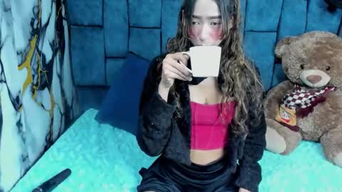 valentinaklean1 online show from 05.17.26