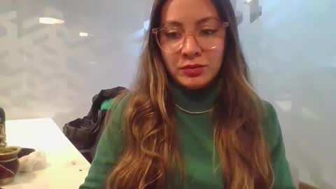 valentinaseleni24 online show from 05.21.26