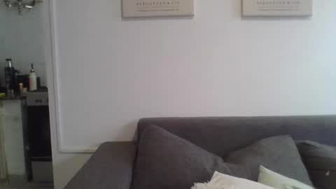 valentinaseleni24 online show from 06.17.26