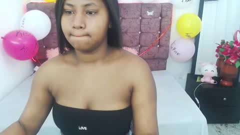 Snapshot of valentinavega18x chatting on 03.22.26 valentina vega online show from 03.22.26
