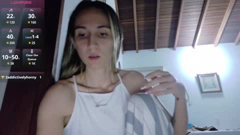 Snapshot of valentinostk chatting on 03.11.25 Valentino Noah online show from 03.11.25