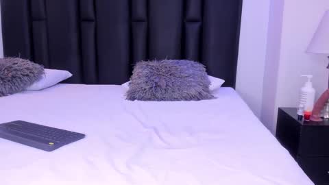 valeri_tafur online show from 02.15.25