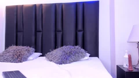 valeri_tafur online show from 02.22.25