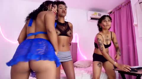 Snapshot of valeria_horni chatting on 10.05.25 valeria_horni online show from 10.05.25