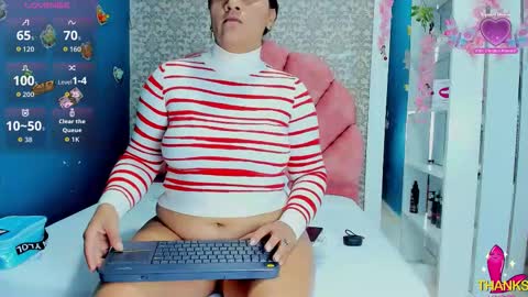 Costume lover online show from 10.19.25