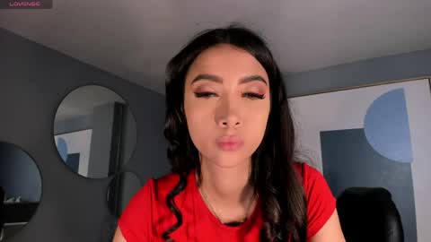 Snapshot of valeriavelvet chatting on 05.14.26 Vale online show from 05.14.26