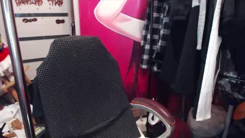Snapshot of valeriaxkiss chatting on 12.04.24 ValeriaXKiss online show from 12.04.24