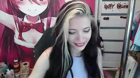Snapshot of valeriaxkiss chatting on 05.05.26 ValeriaXKiss online show from 05.05.26