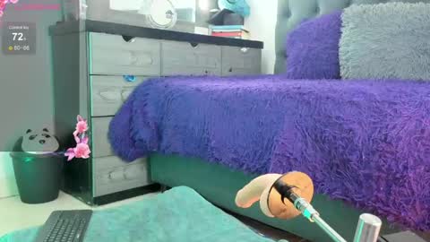 Snapshot of valeriblazehot chatting on 04.22.26 valeri blaze online show from 04.22.26