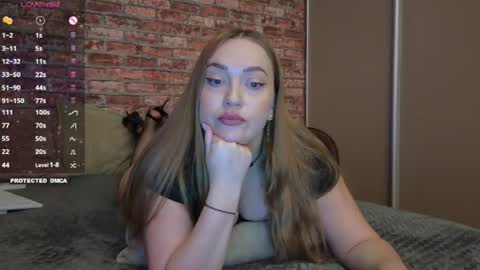 Snapshot of valerie_kiss chatting on 07.28.26 Valerie online show from 07.28.26