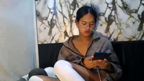 Snapshot of valerie_lure chatting on 06.18.26 addy online show from 06.18.26