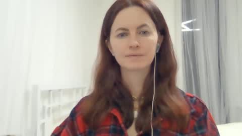 Snapshot of valerie_rose777 chatting on 12.20.24 valerie_rose777 online show from 12.20.24