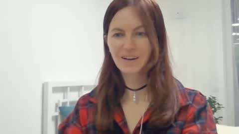 Snapshot of valerie_rose777 chatting on 02.18.25 valerie_rose777 online show from 02.18.25