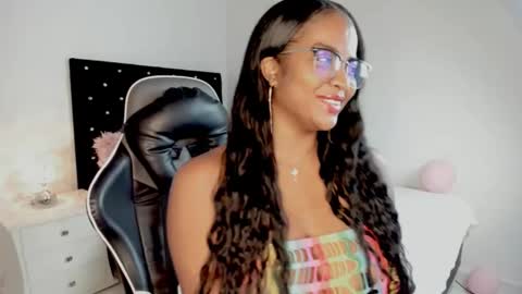 Valerie Blake online show from 05.02.26