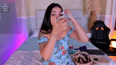 Snapshot of valeriekhaleesi chatting on 03.01.26 valeriekhaleesi online show from 03.01.26