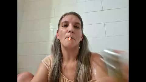 ValerieRayne online show from 11.22.25