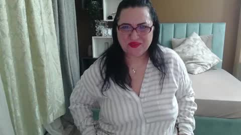 valeriesmiths online show from 05.06.26