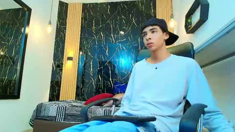 Snapshot of valerihot_1 chatting on 04.18.26 VALERIO online show from 04.18.26