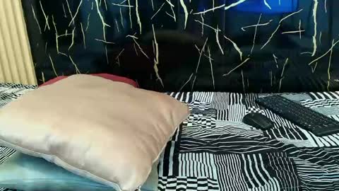 Snapshot of valerihot_1 chatting on 05.15.26 VALERIO online show from 05.15.26