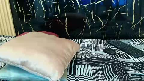 Snapshot of valerihot_1 chatting on 05.15.26 VALERIO online show from 05.15.26