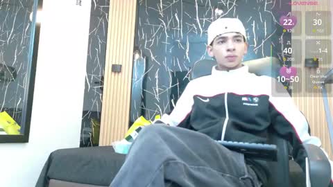 Snapshot of valerihot_1 chatting on 05.27.26 VALERIO online show from 05.27.26
