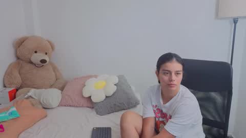 Juli C online show from 10.10.25