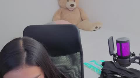 Snapshot of valerihouse chatting on 02.02.26 Juli C online show from 02.02.26